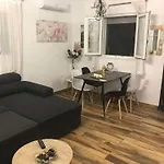 Apartman Little House On The Prairie-μικρο σπιτι στο λιβαδι! *